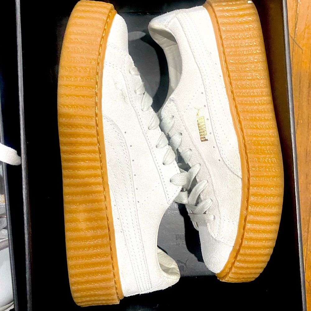 White puma creeper